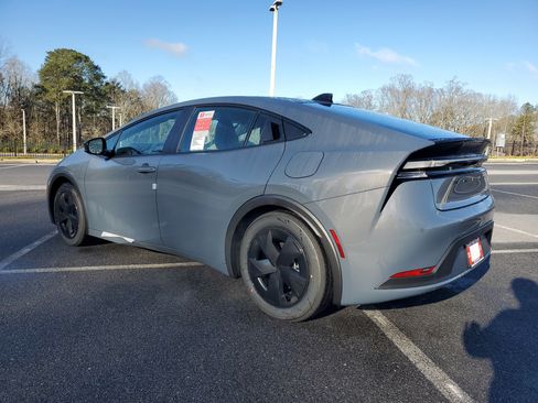 New 2026 Toyota Prius Plug-In Hybrid image 4