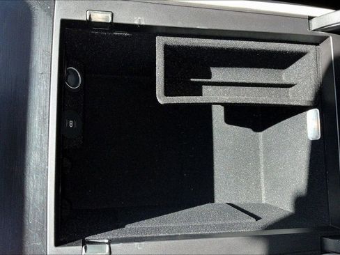 Used 2025 Lincoln Aviator Reserve w/ Jet Appearance Package image 34