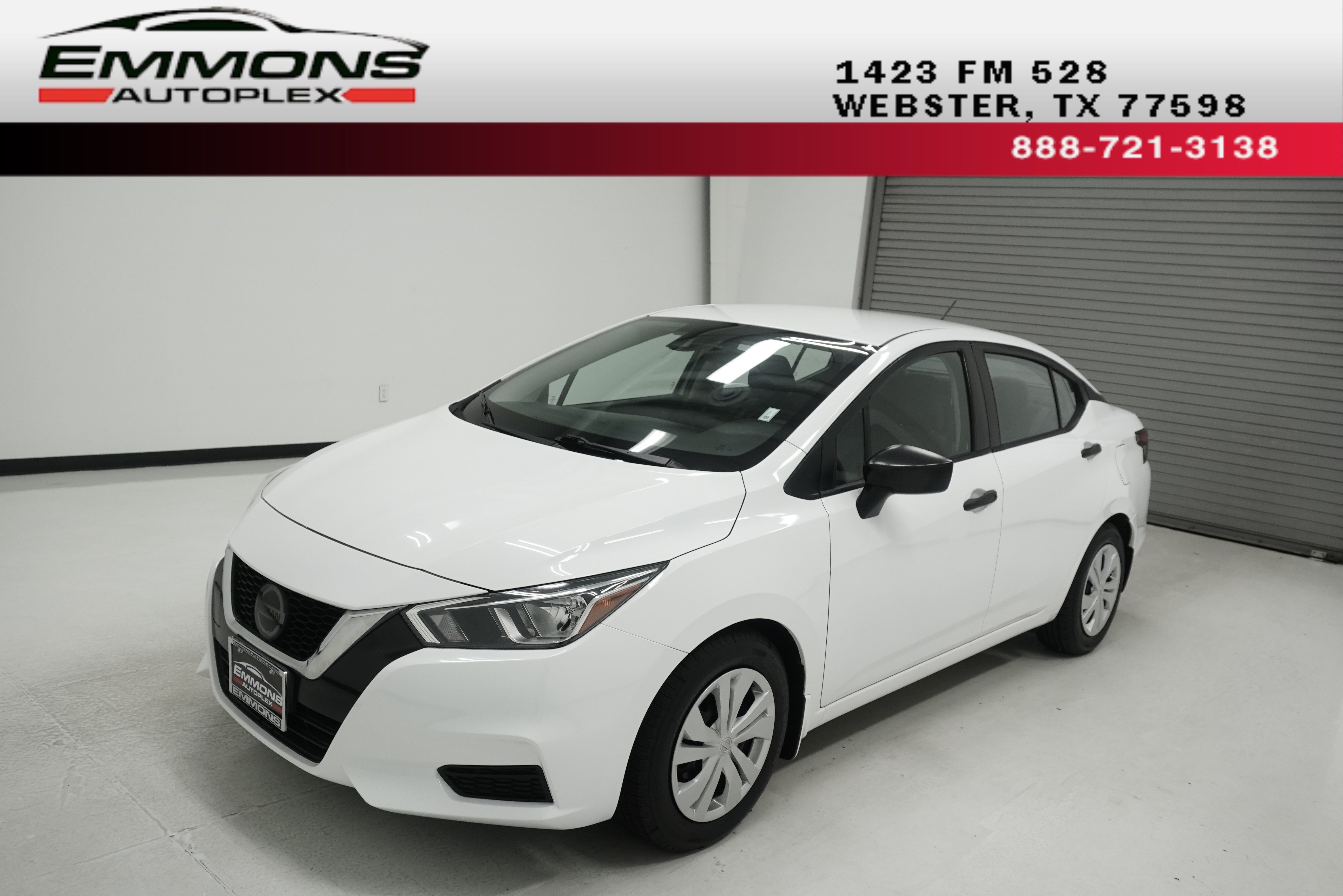 Used 2020 Nissan Versa S FWD image 1