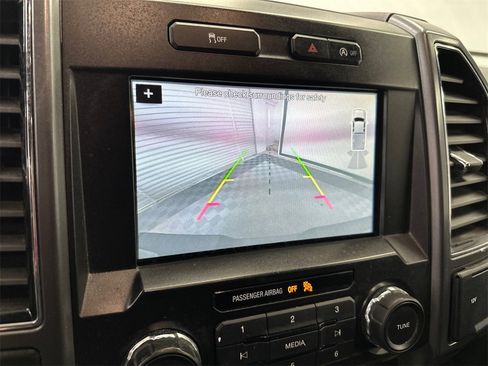 Used 2018 Ford F150 XLT w/ Equipment Group 302A Luxury image 29