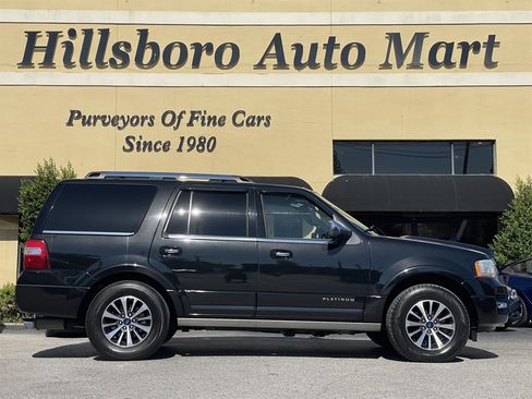 Used 2015 Ford Expedition Platinum AWD/4WD image 4