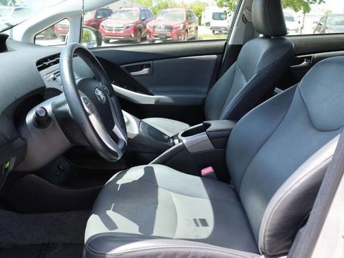 Used 2013 Toyota Prius Four FWD image 13