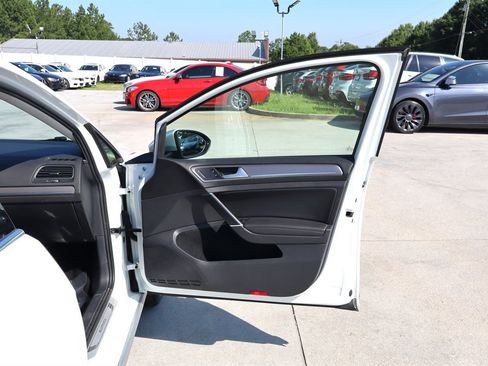 Used 2019 Volkswagen Golf Alltrack AWD/4WD image 37