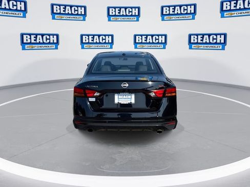 Used 2024 Nissan Altima 2.5 SR FWD image 7