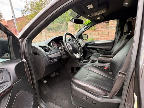 Used 2019 Dodge Grand Caravan GT FWD image 6