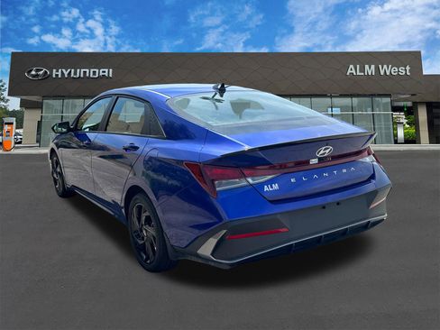 Certified 2026 Hyundai Elantra Sport FWD image 7