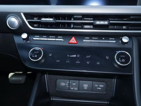 Used 2025 Hyundai Sonata SEL FWD image 11