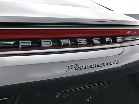 New 2026 Porsche Panamera 4 image 14