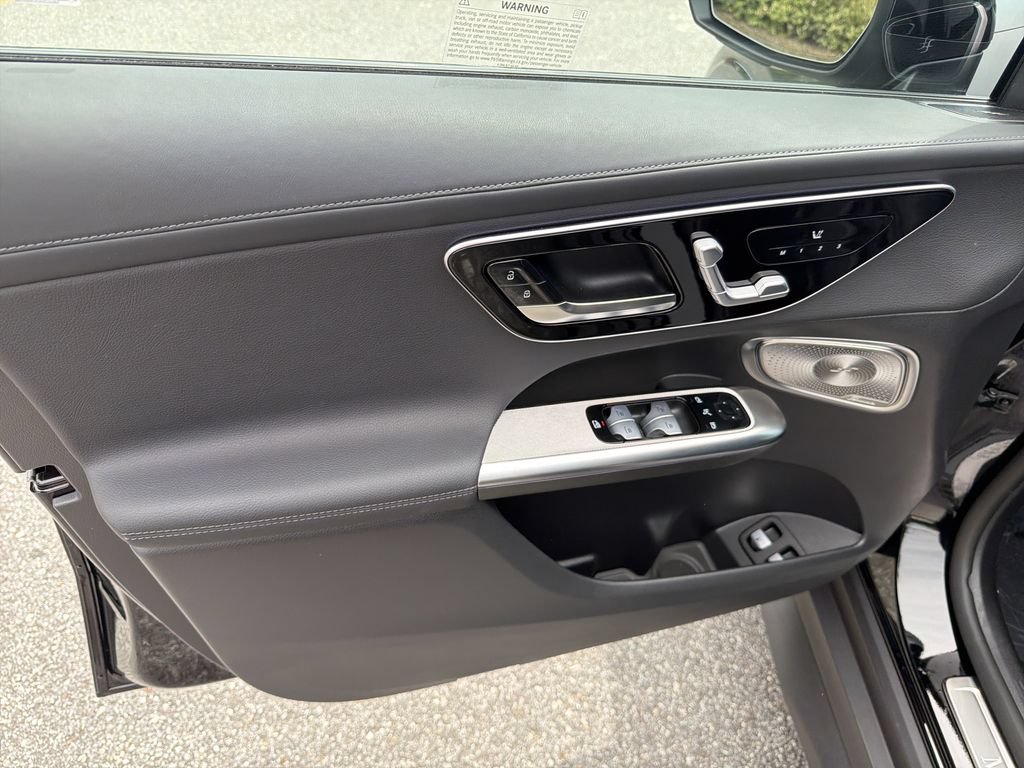 Certified 2025 Mercedes-Benz GLC 350e 4MATIC image 11