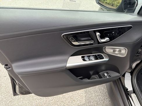 Certified 2025 Mercedes-Benz GLC 350e 4MATIC image 11