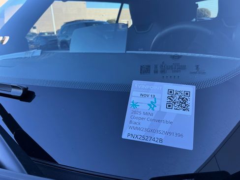 Used 2025 MINI Cooper S image 25