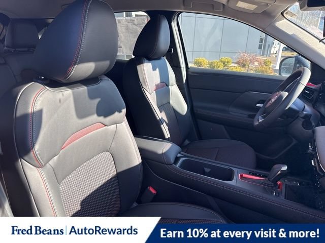 New 2026 Nissan Kicks SR w/ Cold Weather Package AWD/4WD image 14