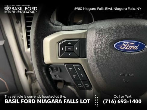 Used 2022 Ford F250 Lariat w/ Black Appearance Package image 12