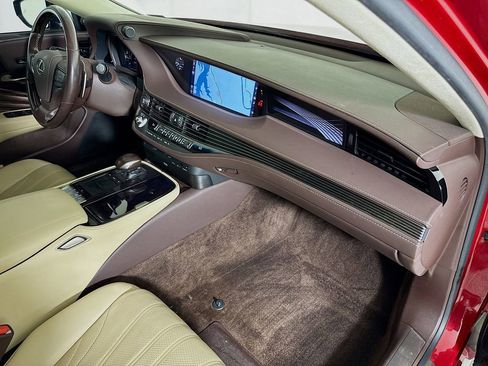 Used 2018 Lexus LS 500 AWD w/ Luxury Package image 31