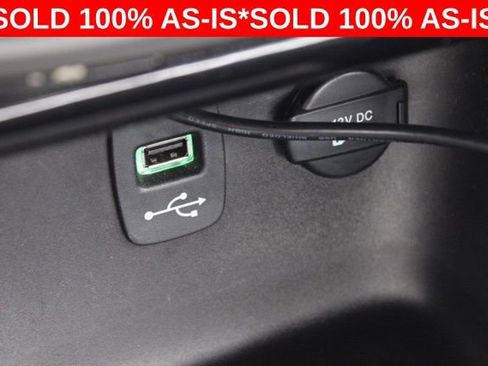 Used 2014 Chrysler 200 Limited w/ 200 S V6 Premium Group image 32