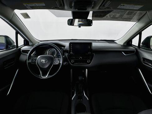 Certified 2022 Toyota Corolla Cross LE AWD/4WD image 23