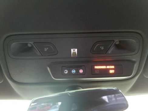 Used 2022 Chevrolet Camaro LT w/ Technology Package RWD image 43