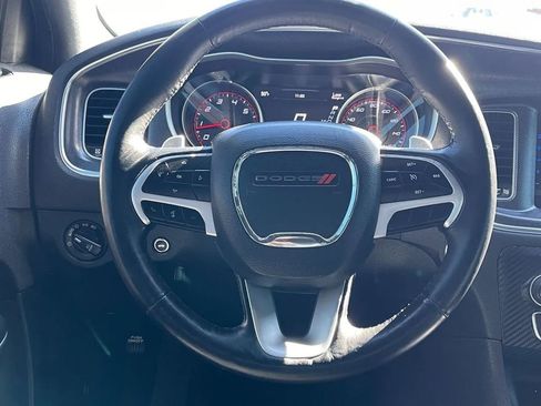 Used 2017 Dodge Charger R/T w/ Plus Group image 11