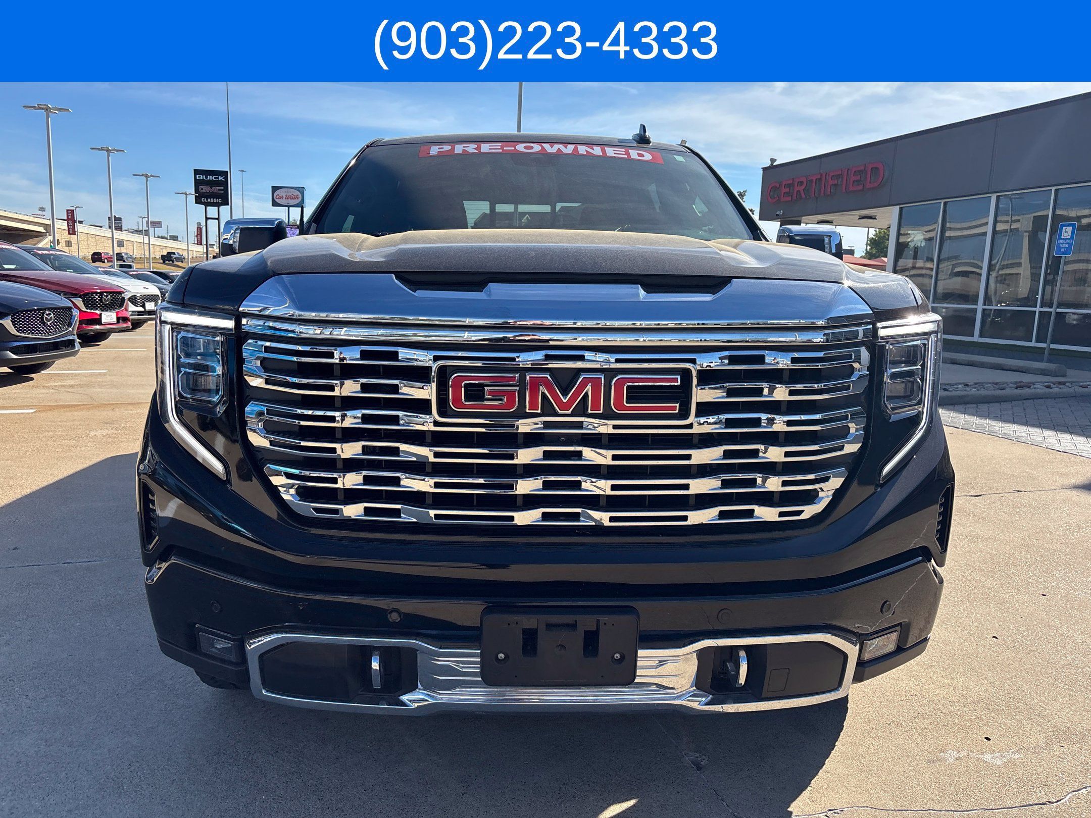 Used 2024 GMC Sierra 1500 Denali w/ Technology Package AWD/4WD image 2