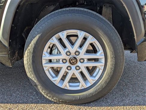 Used 2024 Toyota Tundra SR5 image 10