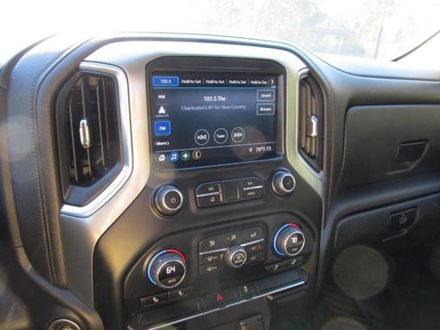 Used 2022 Chevrolet Silverado 3500 LT w/ Convenience Package image 49
