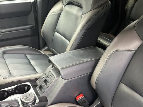 Used 2025 Ford Bronco Outer Banks AWD/4WD image 27