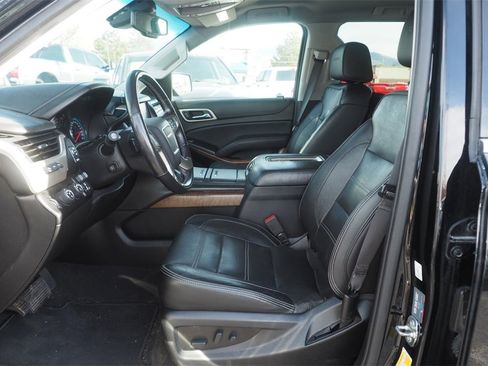 Used 2020 GMC Yukon XL Denali image 10