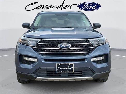 Used 2021 Ford Explorer XLT w/ Equipment Group 202A image 2