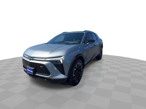 Used 2024 Chevrolet Blazer EV RS AWD/4WD image 3