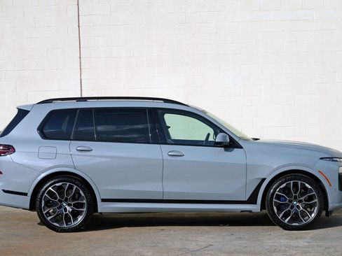 Used 2023 BMW X7 xDrive40i w/ M Sport Package AWD/4WD image 58
