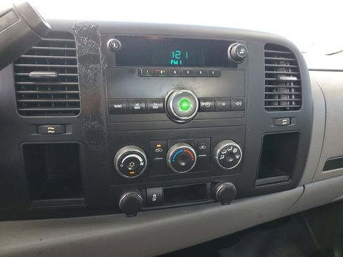 Used 2013 Chevrolet Silverado 1500 W/T image 21