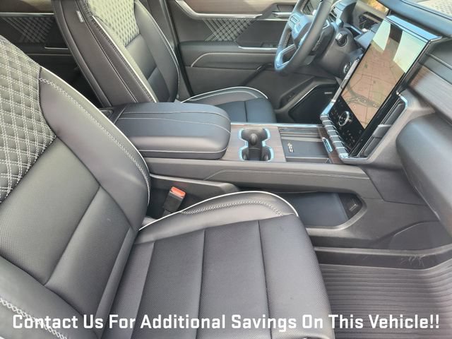 New 2026 GMC Acadia Denali w/ Super Cruise Package FWD image 10
