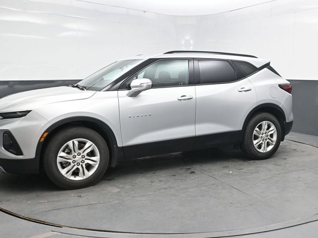 Used 2021 Chevrolet Blazer LT AWD/4WD image 3