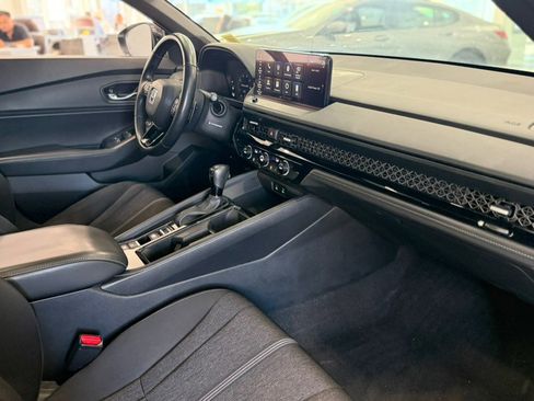 Used 2023 Honda Accord Sport image 19