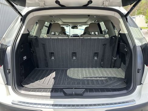 Used 2023 Subaru Ascent Limited w/ Technology Package AWD/4WD image 23