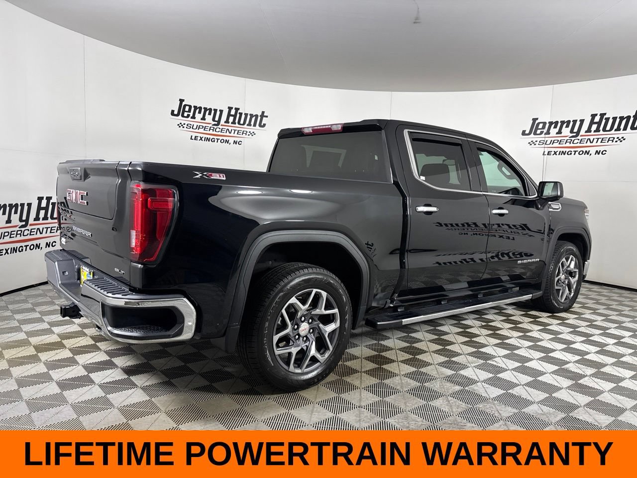 Used 2022 GMC Sierra 1500 SLT AWD/4WD image 6