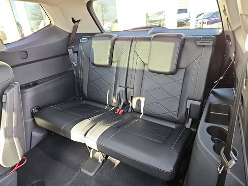 New 2026 Volkswagen Atlas SE image 9