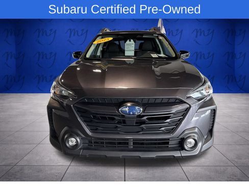 Certified 2025 Subaru Outback Premium AWD/4WD image 3