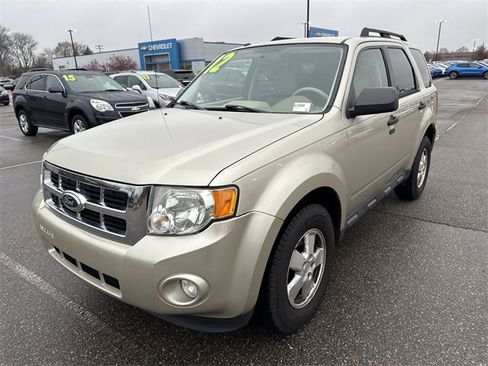 Used 2012 Ford Escape XLT image 6