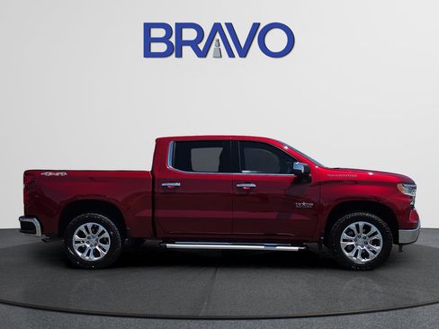 Used 2023 Chevrolet Silverado 1500 LTZ AWD/4WD image 5