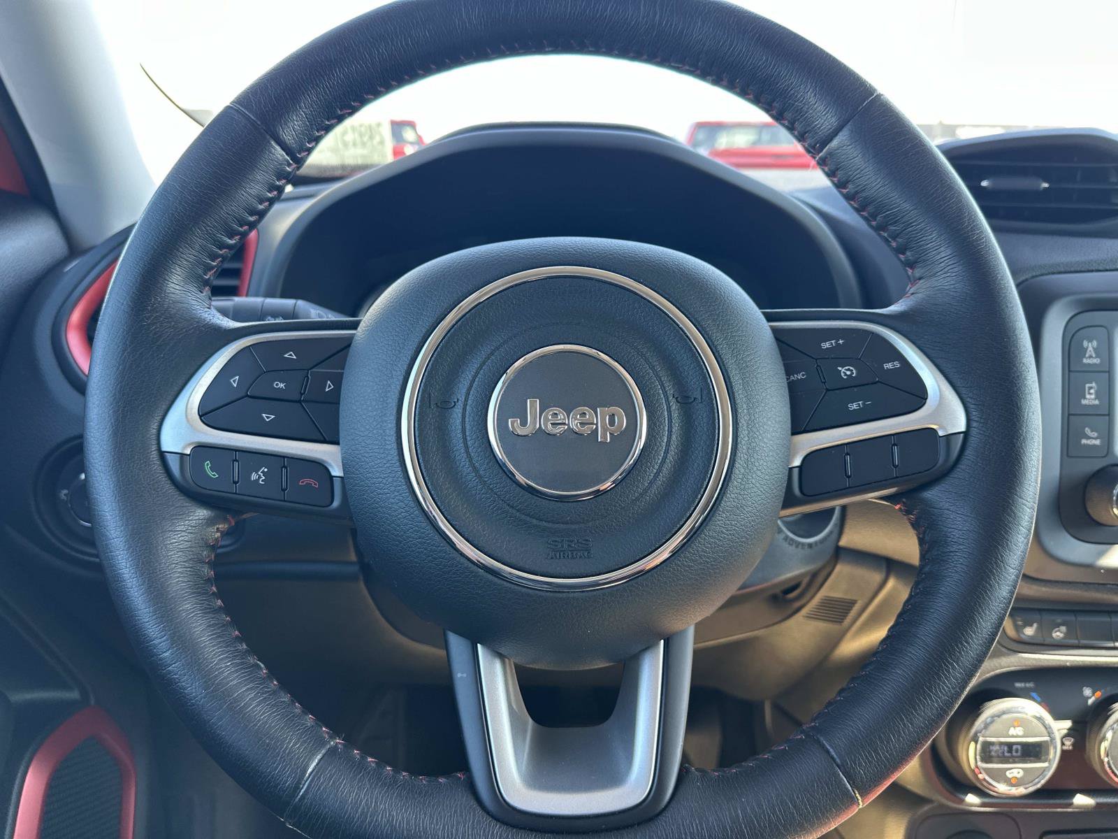Used 2016 Jeep Renegade Trailhawk w/ Popular Equipment Group AWD/4WD image 19