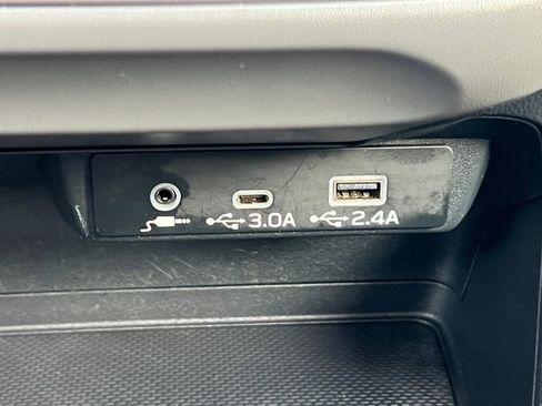 Used 2024 Subaru Crosstrek 2.0i Premium image 25