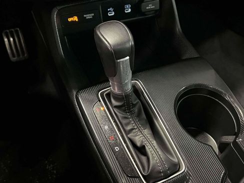 Used 2025 Honda Civic Sport image 29