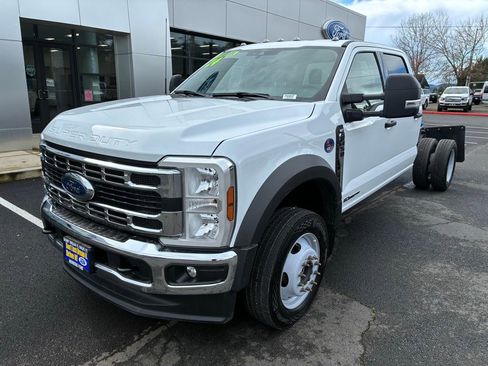 Used 2024 Ford F450 XLT w/ XLT Value Package image 3
