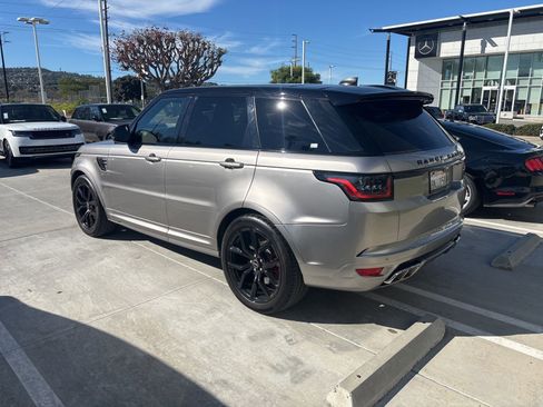 Used 2020 Land Rover Range Rover Sport SVR image 4