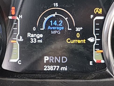 Used 2022 Jeep Wrangler Unlimited Sahara w/ Dual Top Group image 14