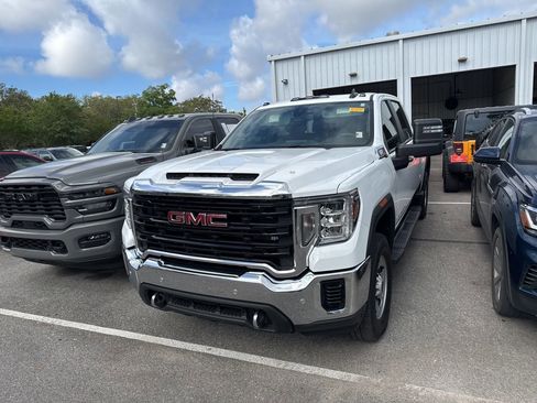 Used 2021 GMC Sierra 2500 4x4 Crew Cab w/ Gooseneck/5TH Wheel Package image 1