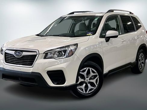 Used 2020 Subaru Forester Premium image 3