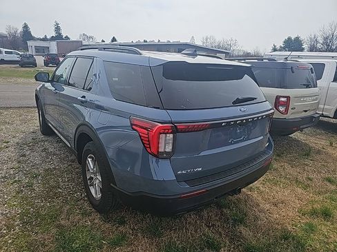 Used 2025 Ford Explorer Active image 7