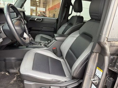 Used 2024 Ford Bronco Big Bend image 9